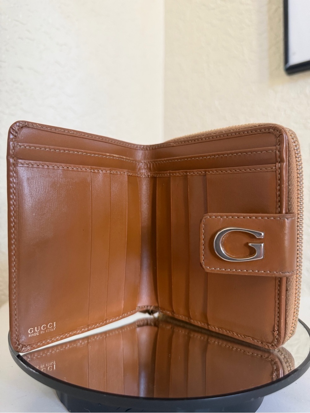 Gucci Horseshoe Tan leather bifold Compact wallet Clutch Made in Italy - Picture 9 of 15